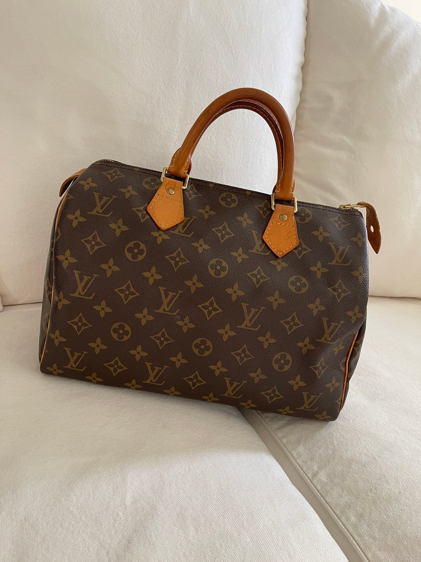 Vintage LOUIS VUITTON Monogram Speedy 30