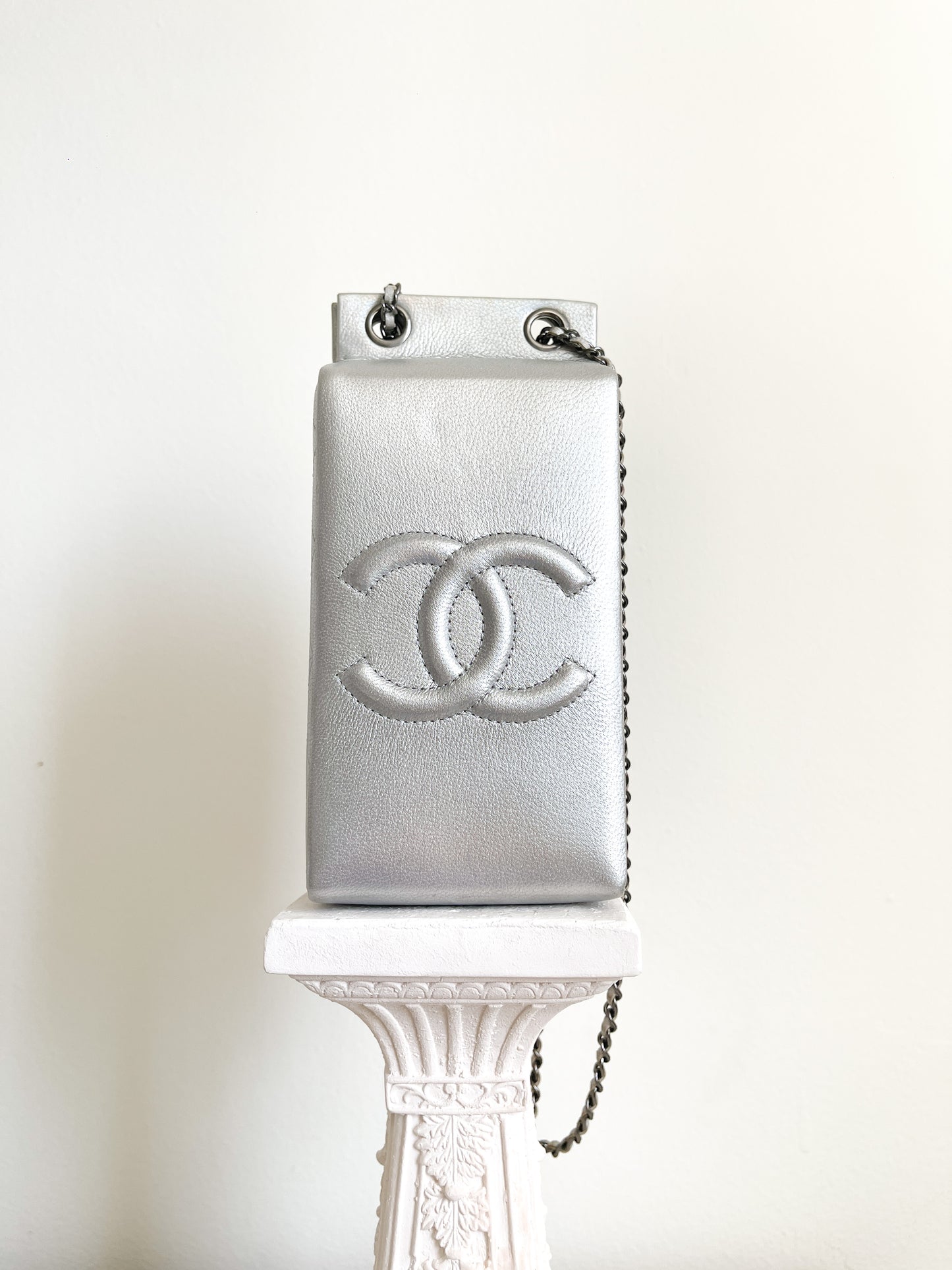 CHANEL AW14 Runway Milk Carton Bag