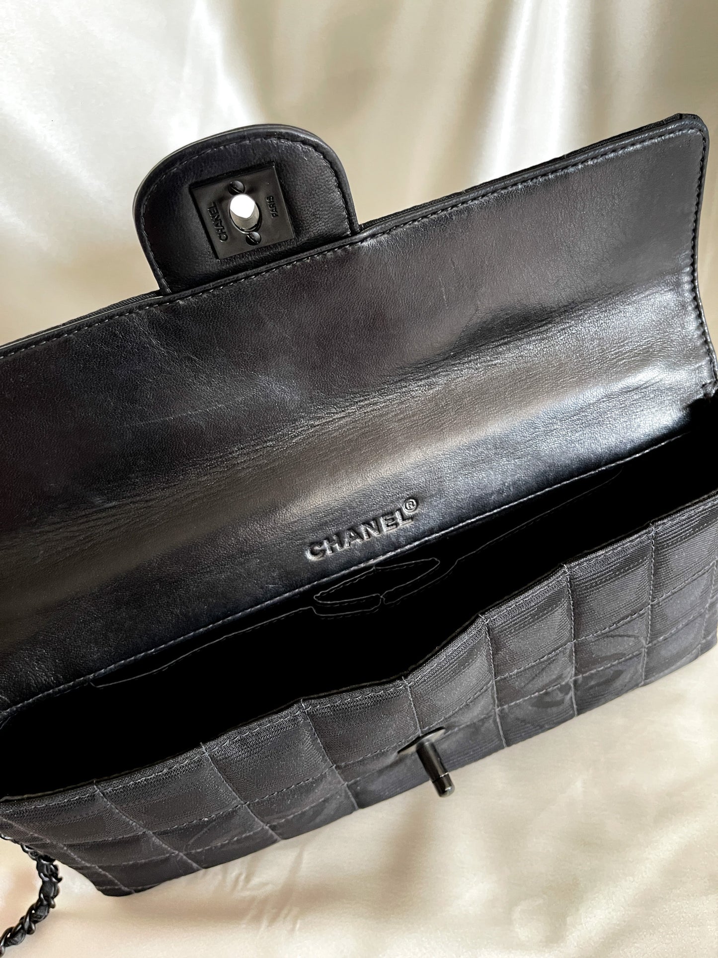 Vintage CHANEL All Black East West