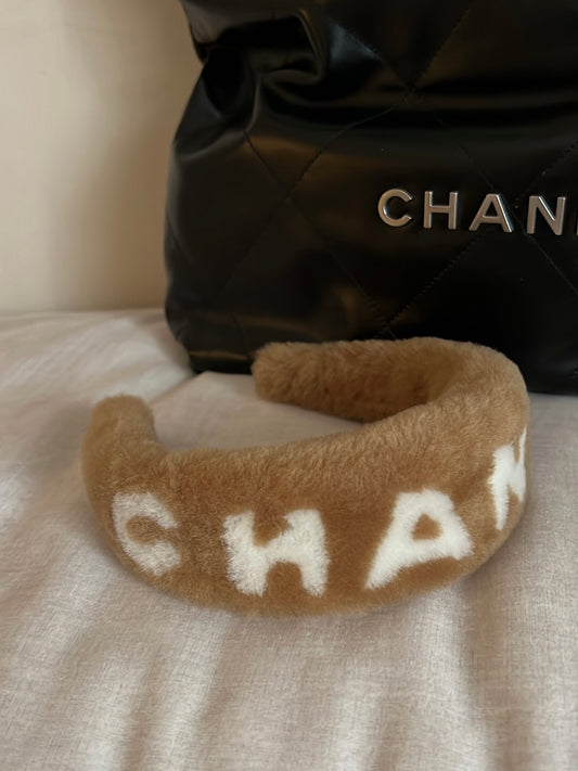 CHANEL 22B Fuzzy Headband