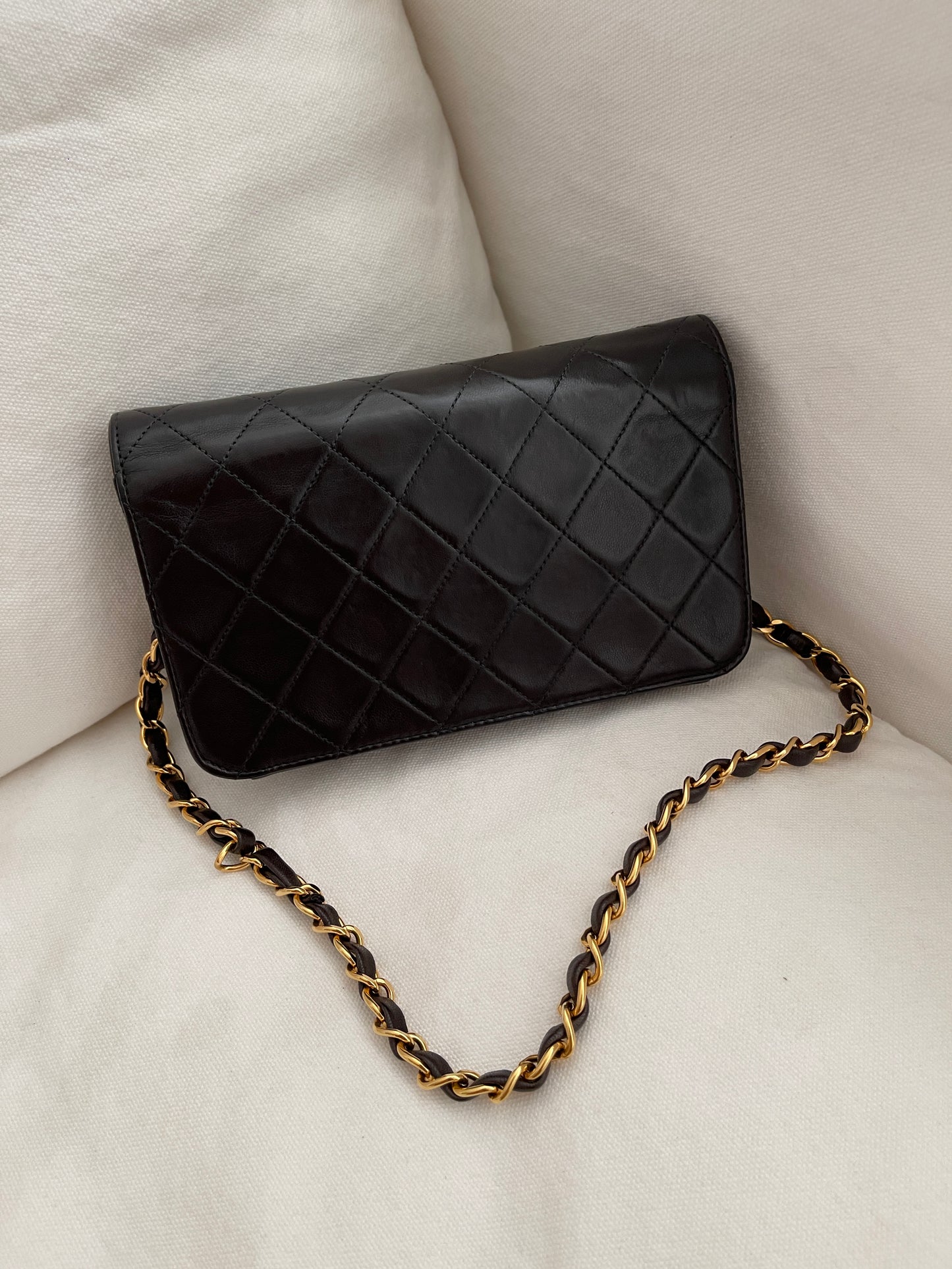 Vintage CHANEL Mini Full Flap