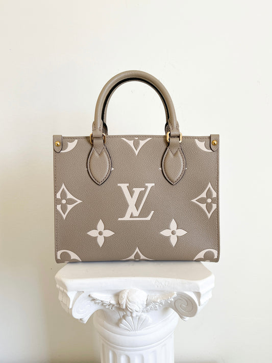 LOUIS VUITTON Onthego PM