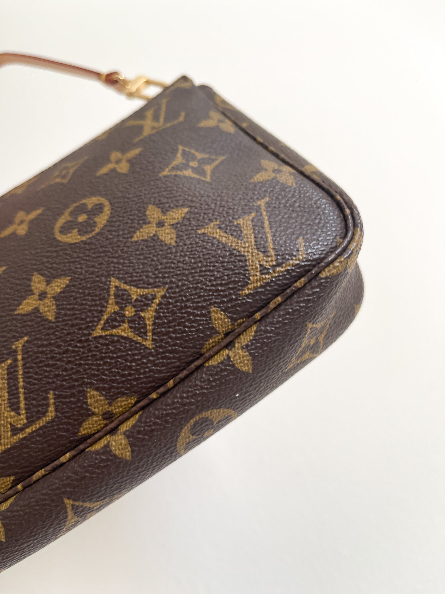 Vintage LOUIS VUITTON Pochette