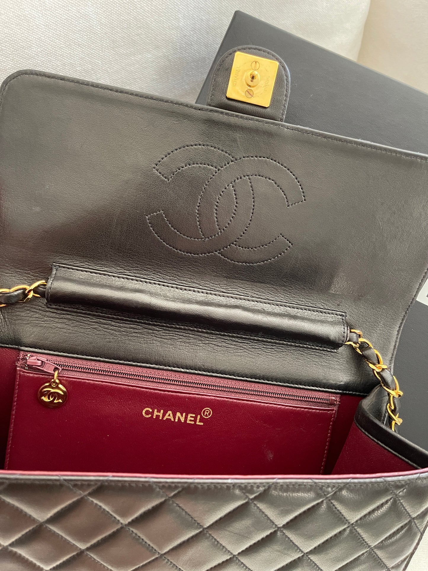 Vintage CHANEL Half Flap