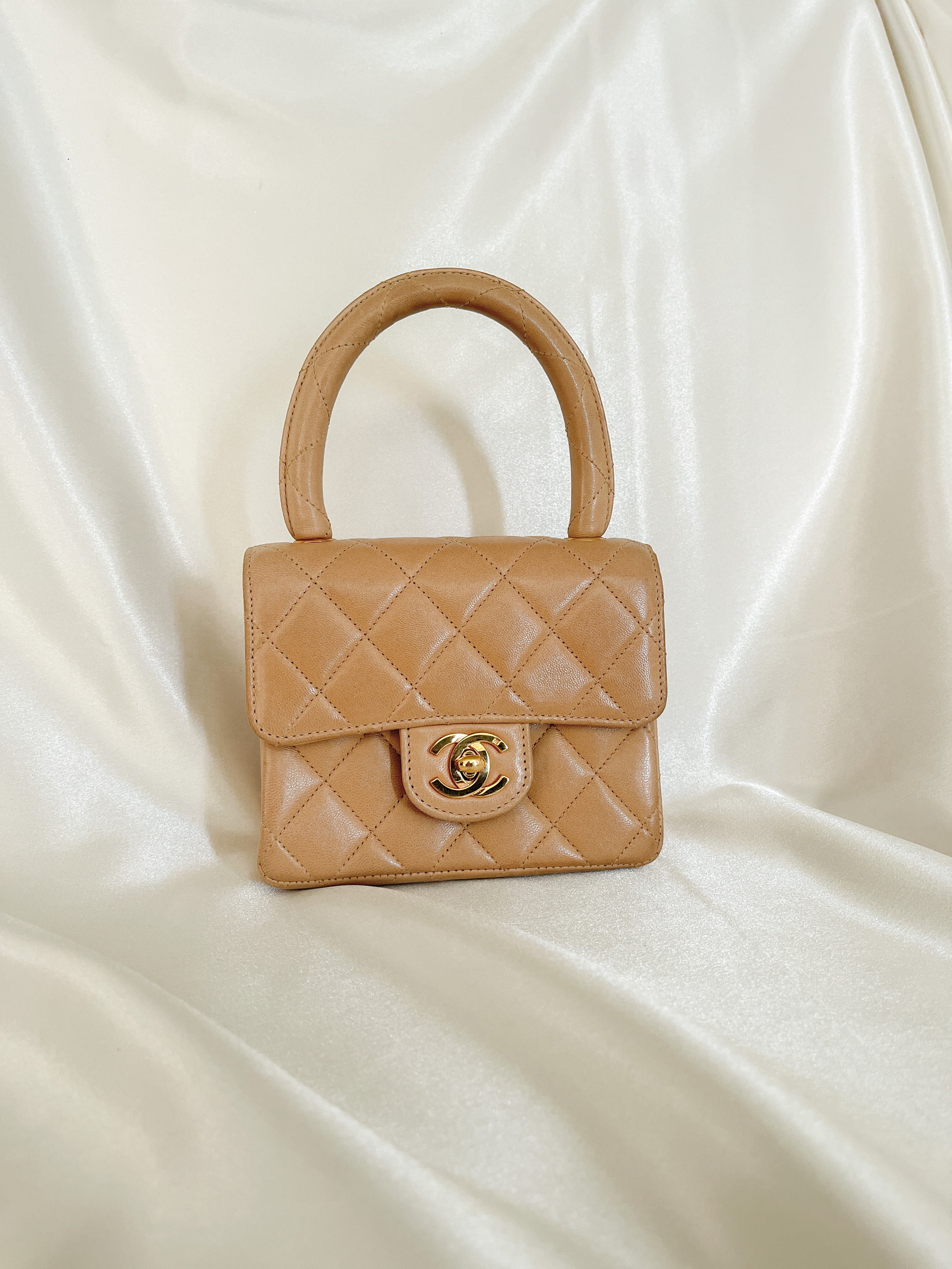 1989 Chanel Bag - 187 For Sale on 1stDibs