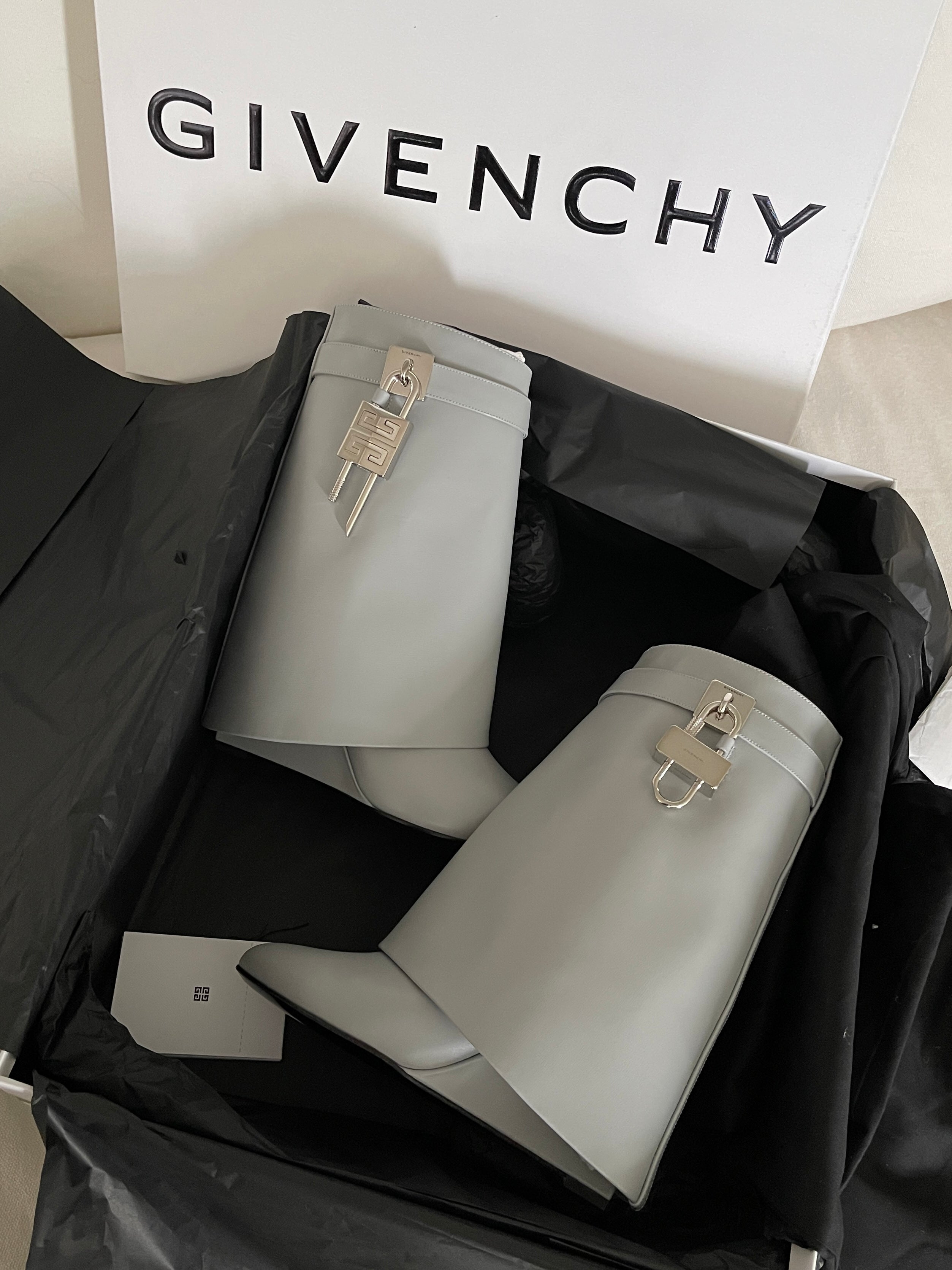 Boots cheap givenchy pi