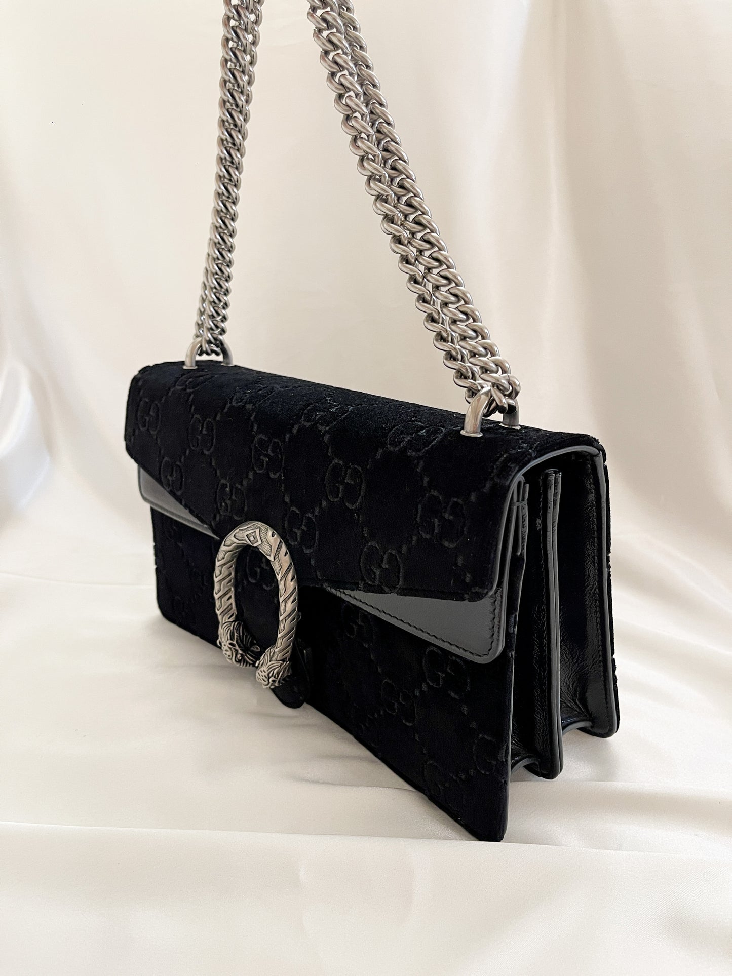 GUCCI Velvet Dionysus Shoulder Bag