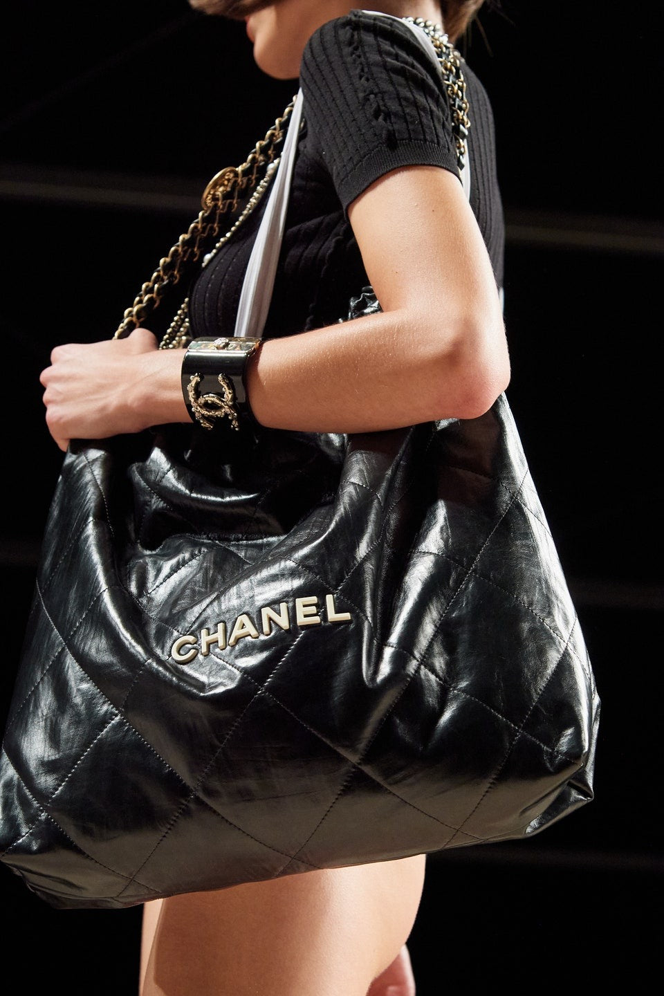 CHANEL Small 22 Handbag