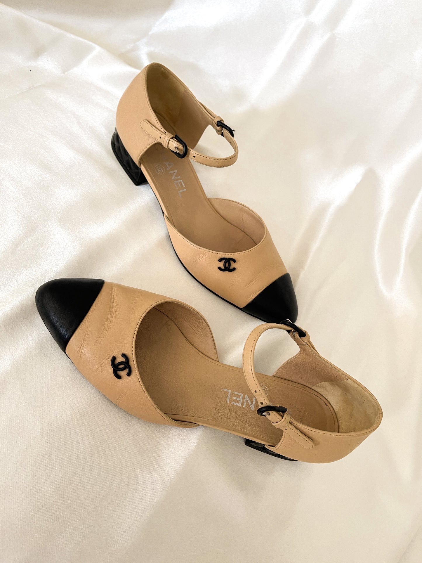 CHANEL Cap Toe Logo Mary Jane Flats